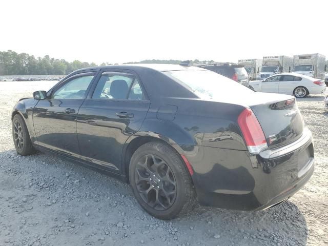 2019 Chrysler 300 Touring