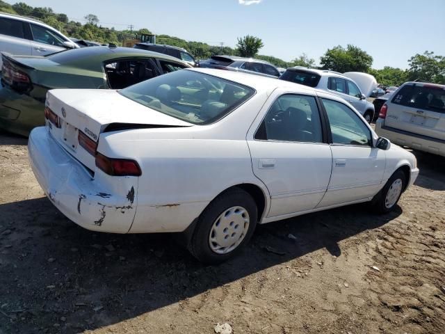 1999 Toyota Camry LE