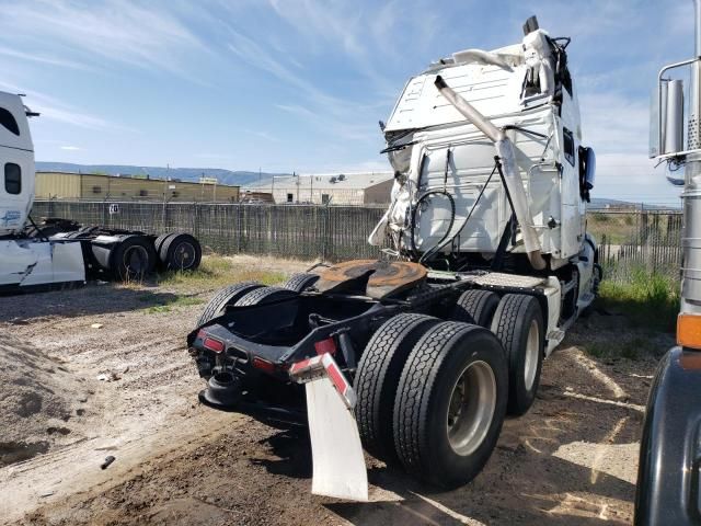 2020 Volvo VN VNL