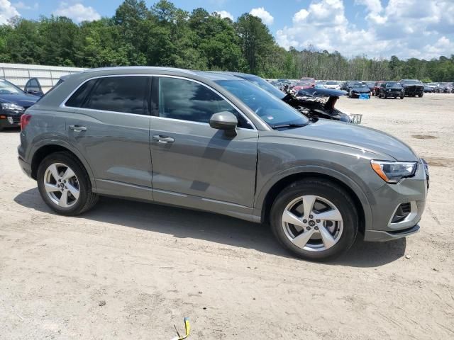 2021 Audi Q3 Premium 40