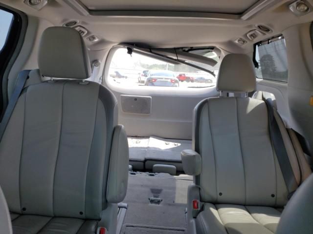 2013 Toyota Sienna XLE