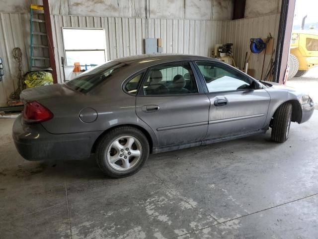 2005 Ford Taurus SE