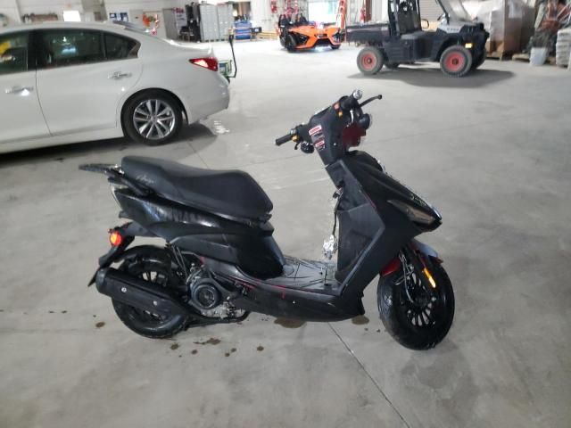 2022 Amig Scooter