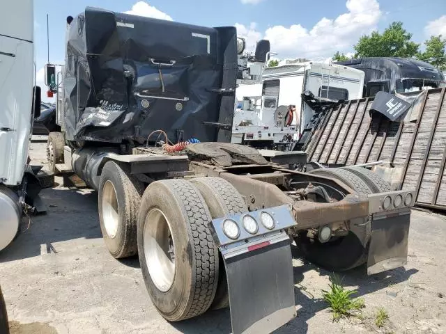 1999 Peterbilt 379