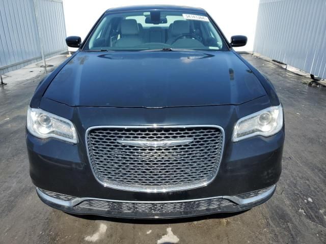 2015 Chrysler 300 Limited