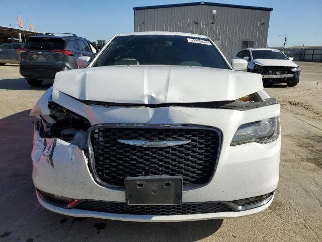 2019 Chrysler 300 S