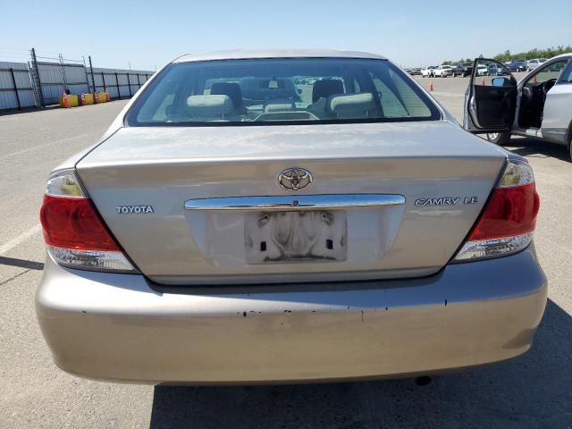 2005 Toyota Camry LE