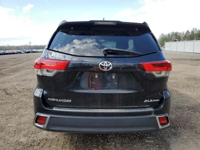 2017 Toyota Highlander SE