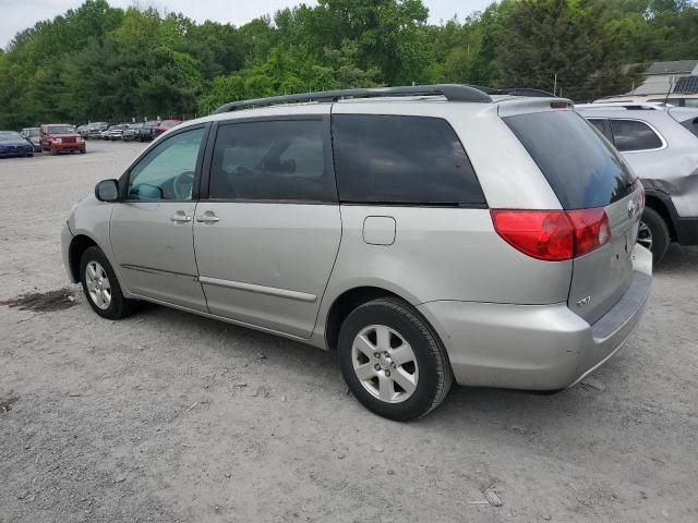 2006 Toyota Sienna CE