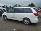 2004 Toyota Sienna XLE