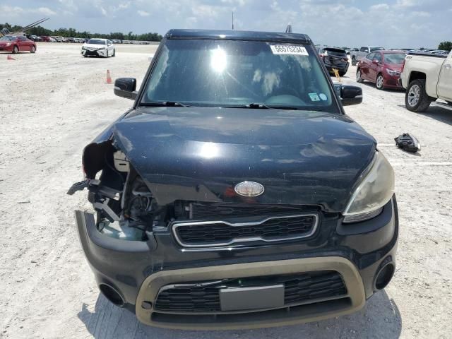 2013 KIA Soul +