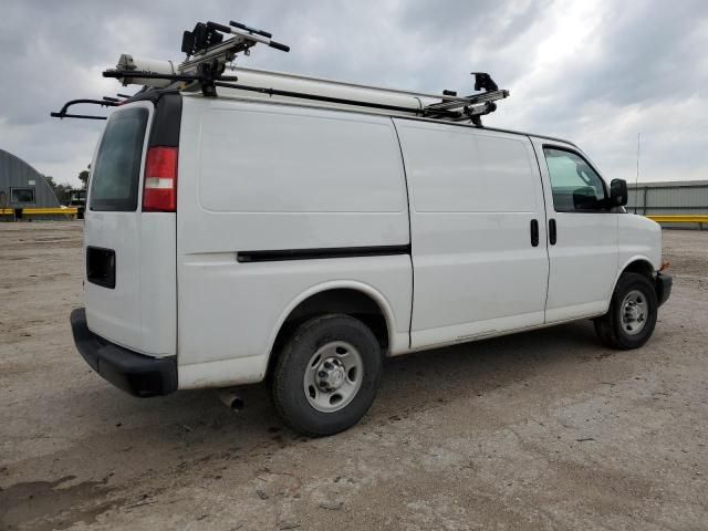 2016 Chevrolet Express G2500