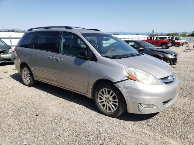 2008 Toyota Sienna XLE