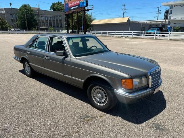 1985 Mercedes-Benz 500SE