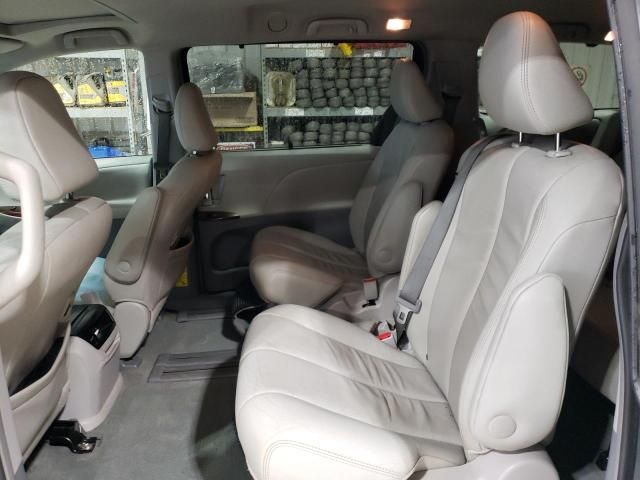 2014 Toyota Sienna XLE