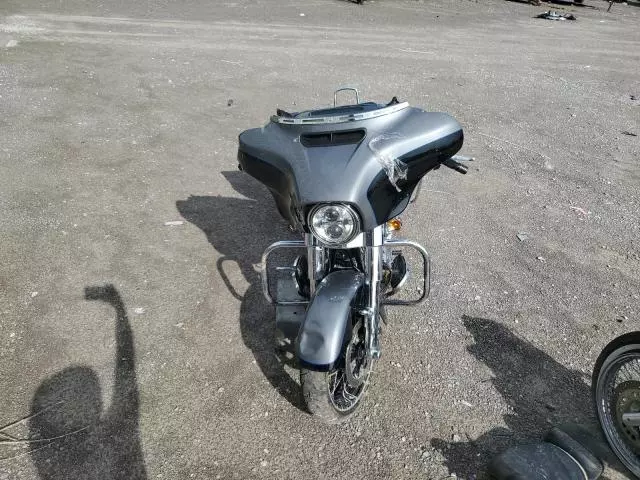 2021 Harley-Davidson Flhxs