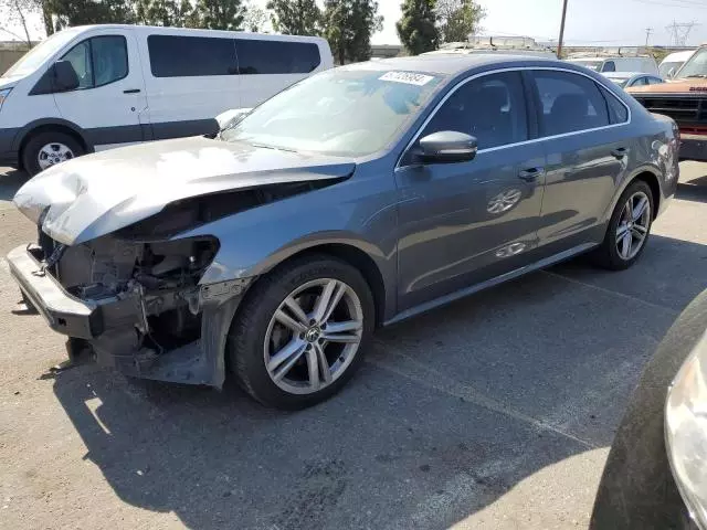 2014 Volkswagen Passat SE