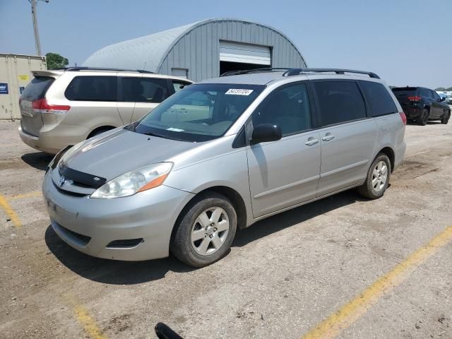 2007 Toyota Sienna CE