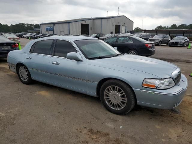 2006 Lincoln Town Car Signature Limited