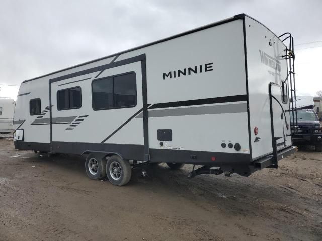 2021 Winnebago Minnie