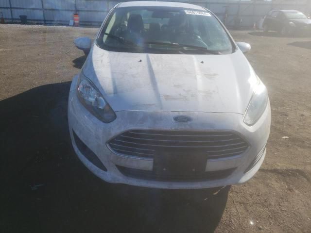 2015 Ford Fiesta SE