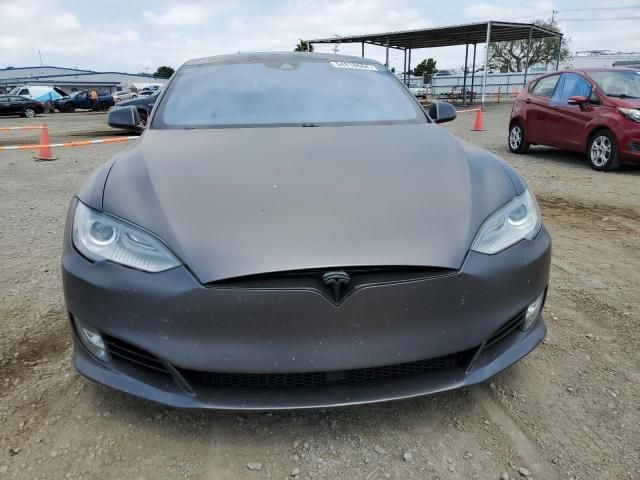 2015 Tesla Model S 85D