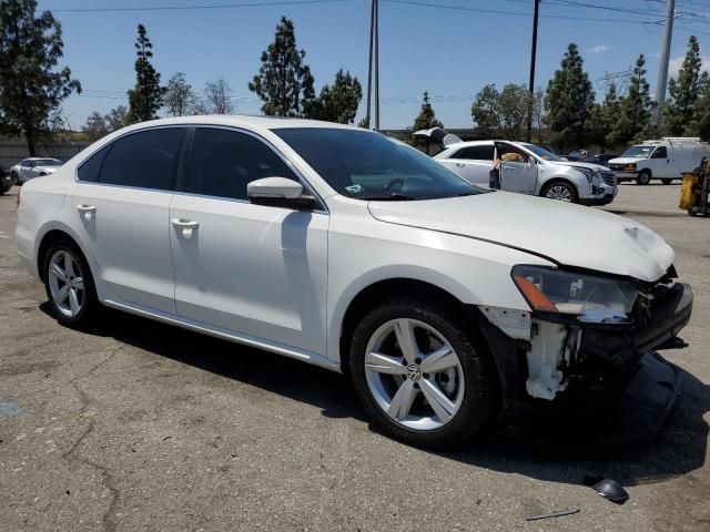 2013 Volkswagen Passat SE