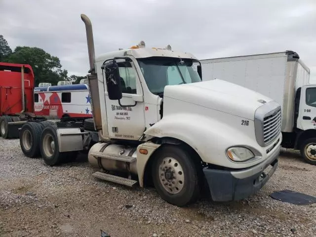 2018 Freightliner Conventional Columbia