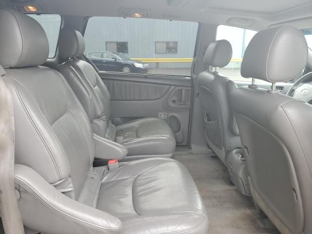 2006 Toyota Sienna XLE