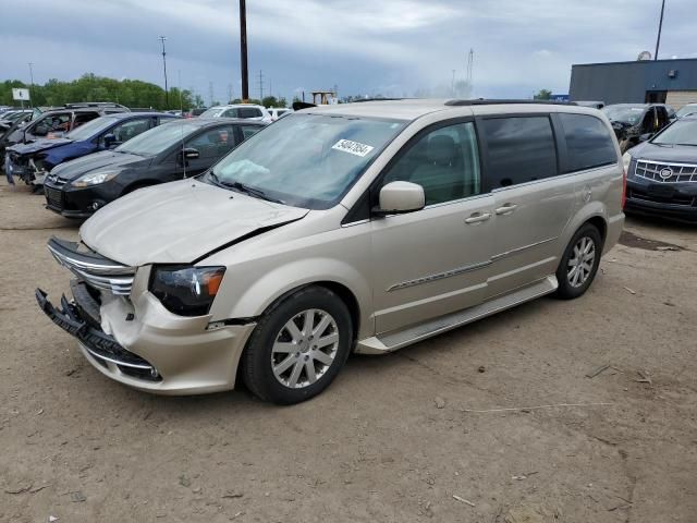 2013 Chrysler Town & Country Touring