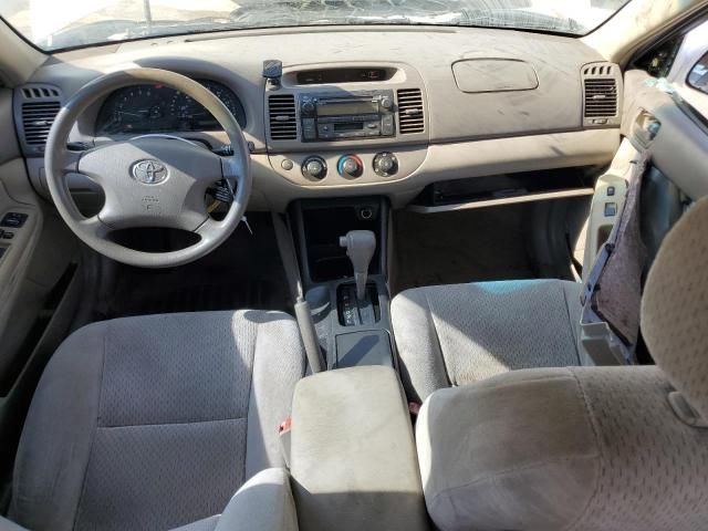 2004 Toyota Camry LE