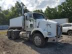 2003 Kenworth Construction T800