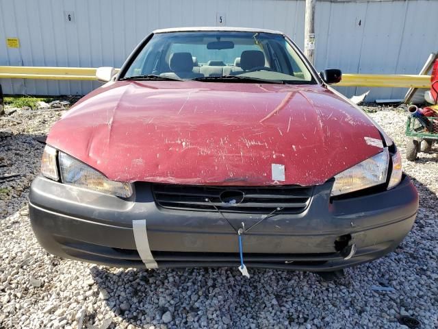 1999 Toyota Camry LE