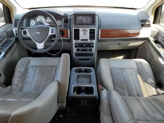 2008 Chrysler Town & Country Touring