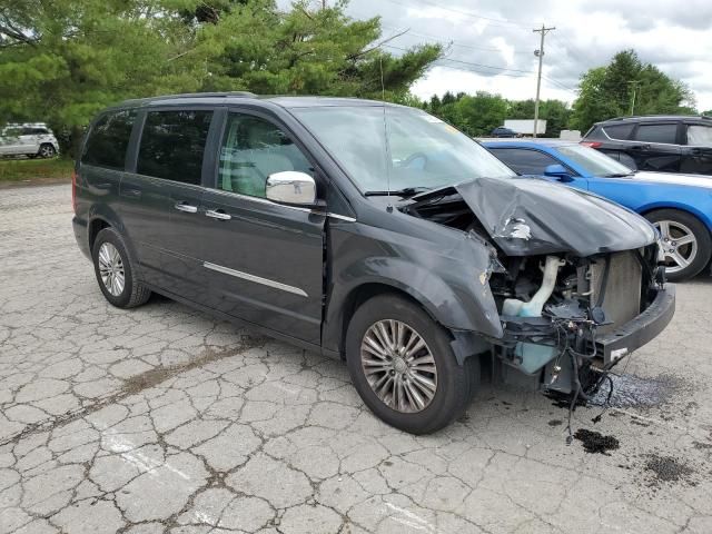 2011 Chrysler Town & Country Touring L