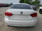 2015 Volkswagen Passat SE