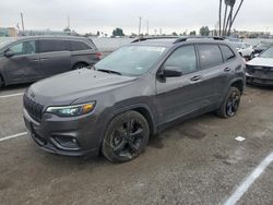 Jeep Grand Cherokee Vehiculos salvage en venta: 2020 Jeep Cherokee Latitude Plus