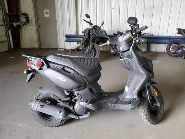 2014 Genuine Scooter Co. Roughhouse 50