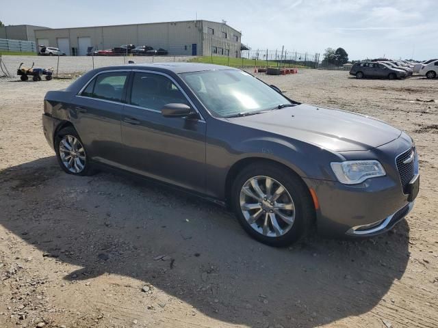 2017 Chrysler 300 Limited