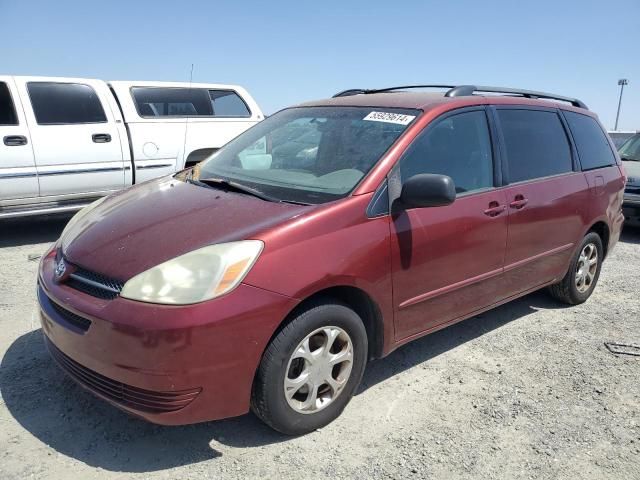 2004 Toyota Sienna CE