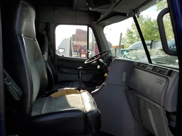 2006 Freightliner Conventional Columbia