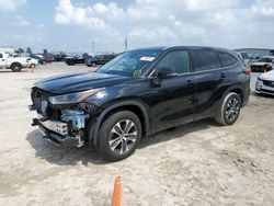 Salvage cars for sale at Houston, TX auction: 2021 Toyota Highlander XLE