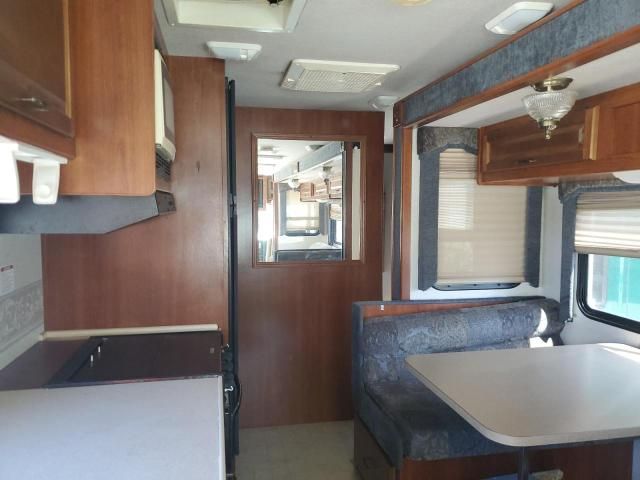 2005 Workhorse Custom Chassis Motorhome Chassis W22