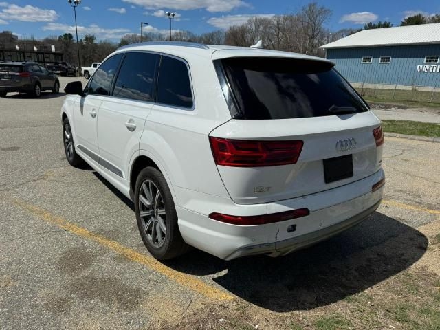 2017 Audi Q7 Premium Plus