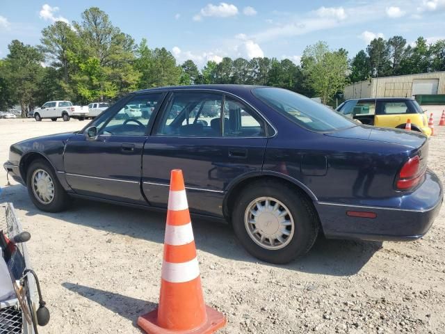 1999 Oldsmobile 88 Base