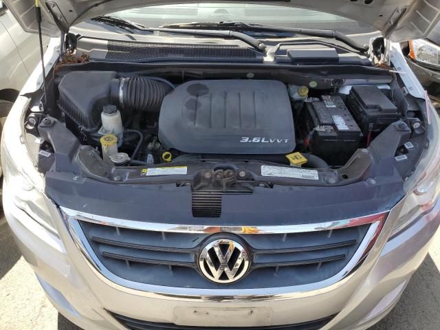 2012 Volkswagen Routan S