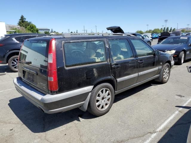 1999 Volvo V70 XC