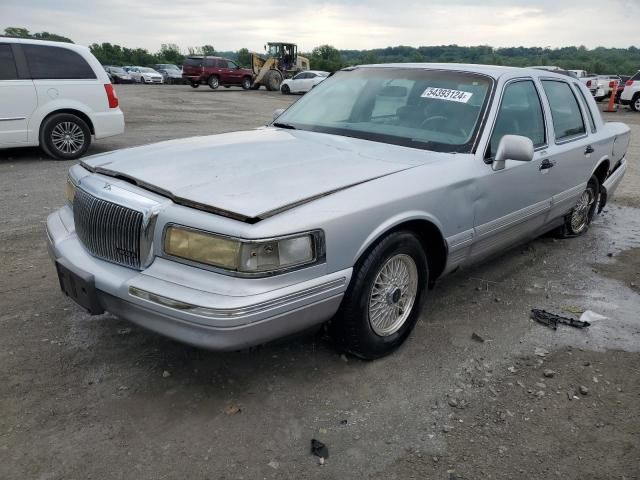 1995 Lincoln Town Car Signature