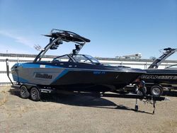 Compre botes salvage a la venta ahora en subasta: 2020 Malibu Boat