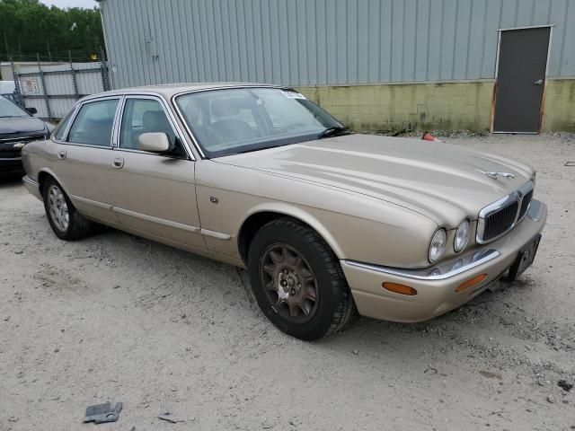 2000 Jaguar XJ8